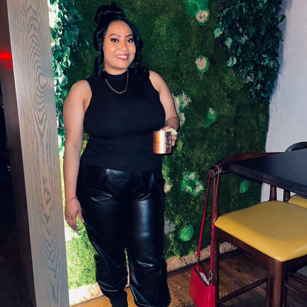 Meow 😻 let’s get into this leather look
